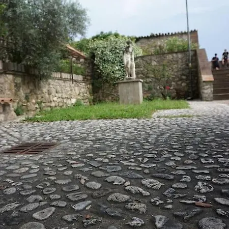 Daire Saila Monolocale Marte Attigliano